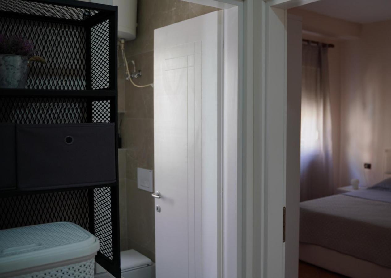Stylish Apartment Near Tirana Center Bagian luar foto