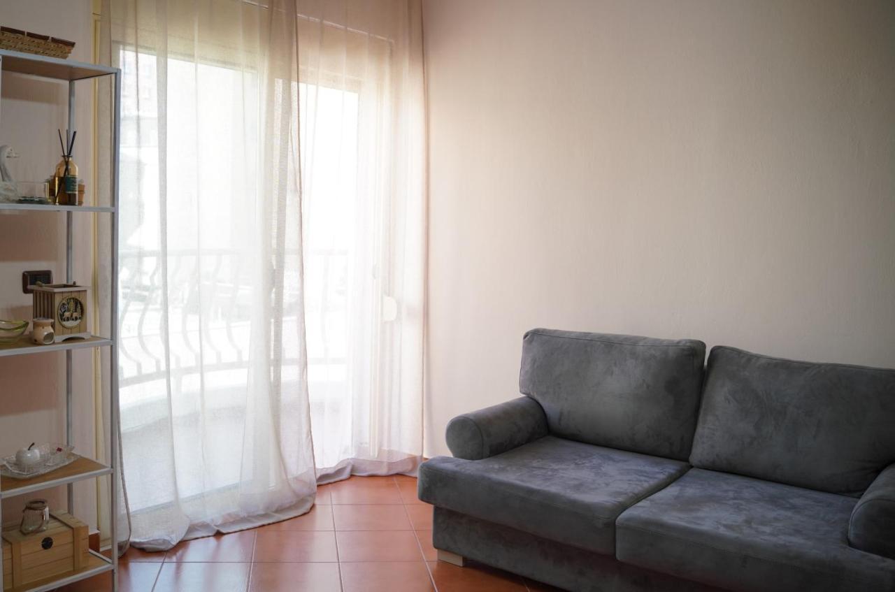 Stylish Apartment Near Tirana Center Bagian luar foto