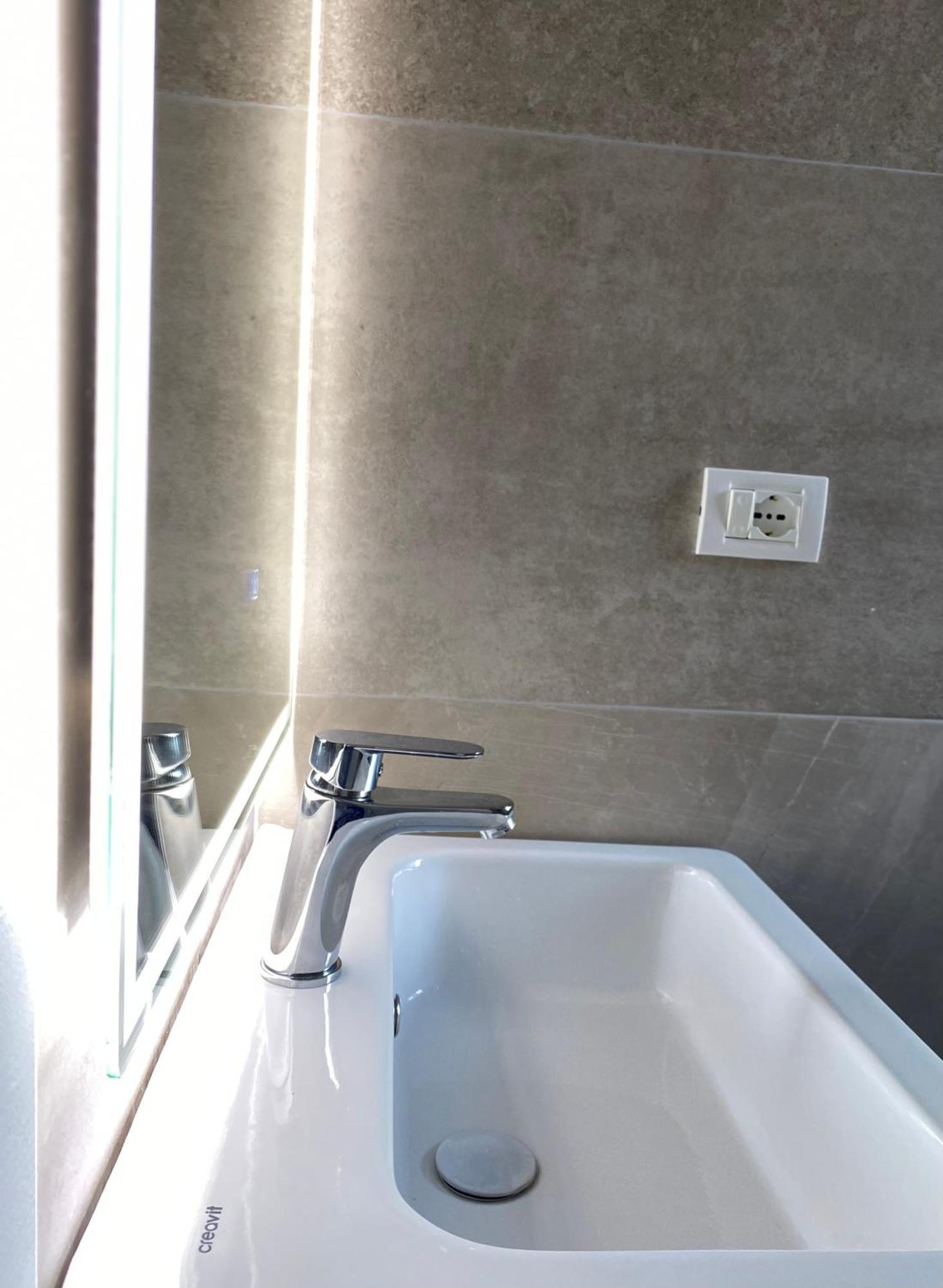 Stylish Apartment Near Tirana Center Bagian luar foto